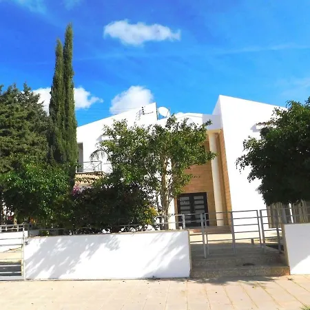 6 Bdr Villa With Tennis Court Paphos Exterior photo
